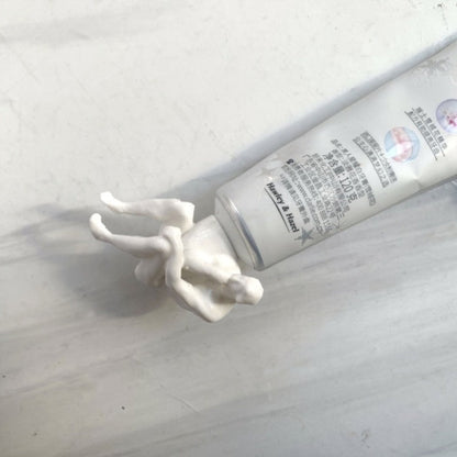Squeeze toothpaste artifact make fun of toothpaste head toothpaste cover trick toy